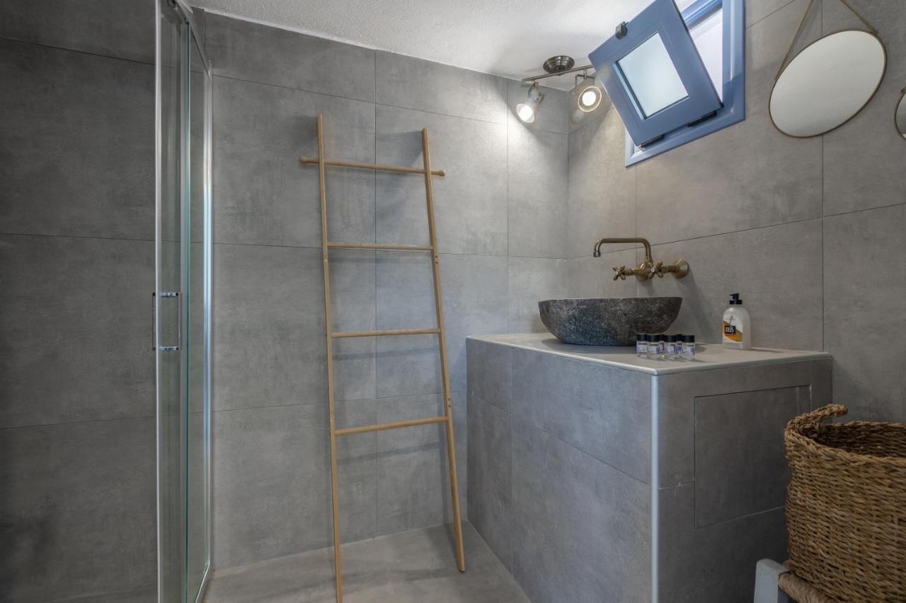 Amazing Stylish Country Apartment Akhládha Esterno foto